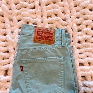 Woman’s Levi Jean Shorts 501